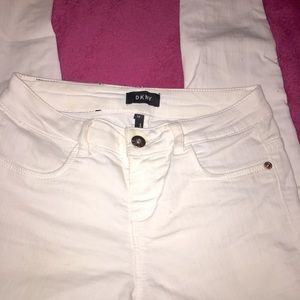 DKNY JEANS